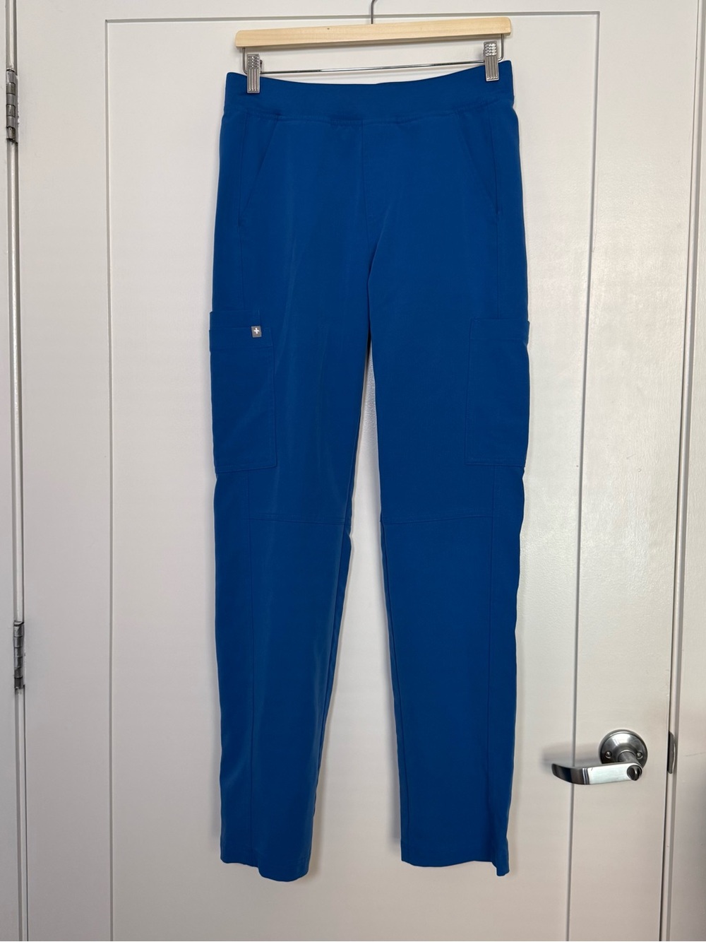 Figs Axim Cargo Scrubs Pants Mens Sz S Royal Blue Medical Doctor PO1657